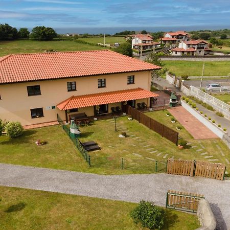 Apartamentos El Acebo Naves  ภายนอก รูปภาพ
