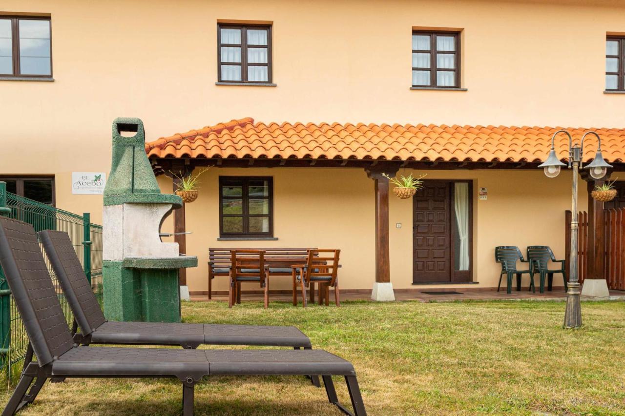 Apartamentos El Acebo Naves  ภายนอก รูปภาพ