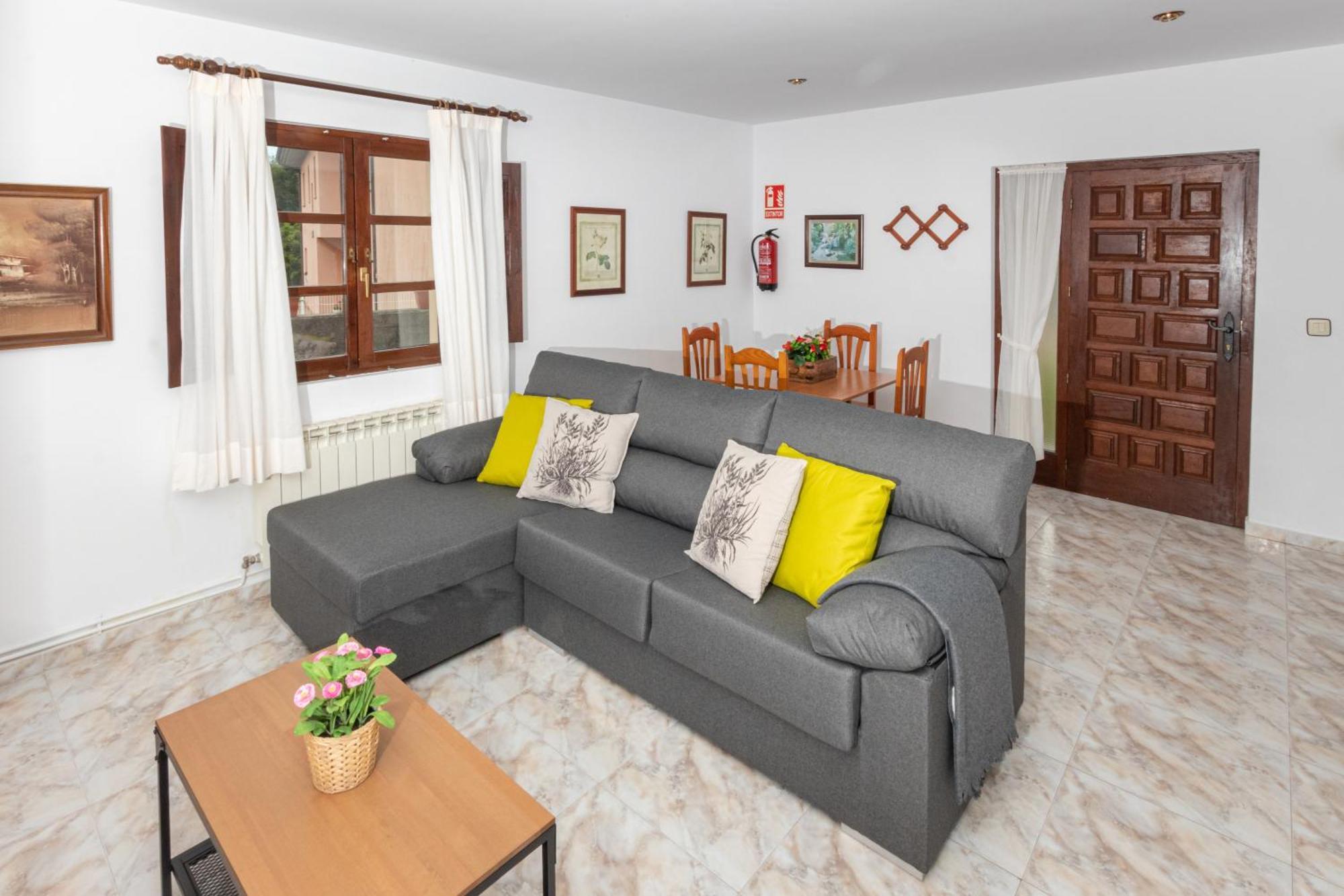 Apartamentos El Acebo Naves  ภายนอก รูปภาพ
